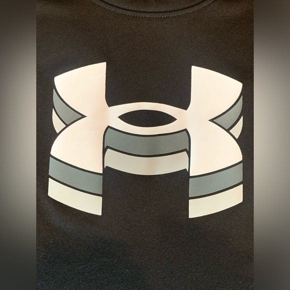 Under Amour Dri Fit Tee Size 7 - Picture 7 of 10